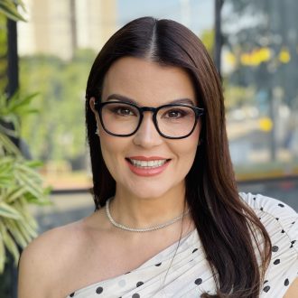 safine com br oculos de grau feminino quadrado preto carla 1